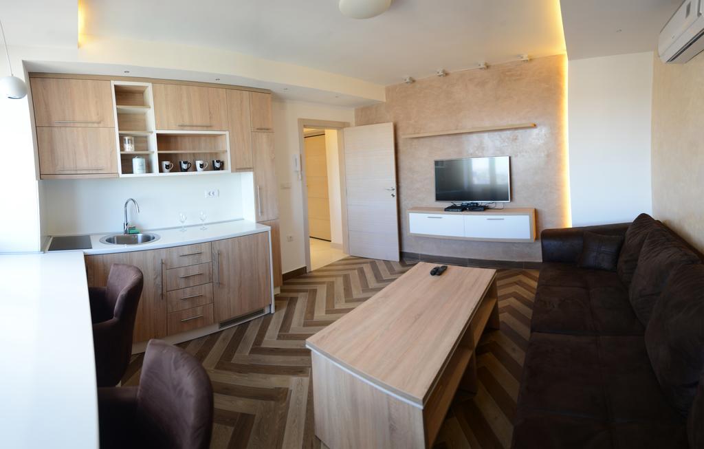 Ferienwohnung In The Heart Of Belgrad Exterior foto